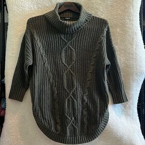 Express Women’s Knit Sweater M